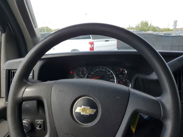 Used 2018 Chevrolet Express 2500 image 11