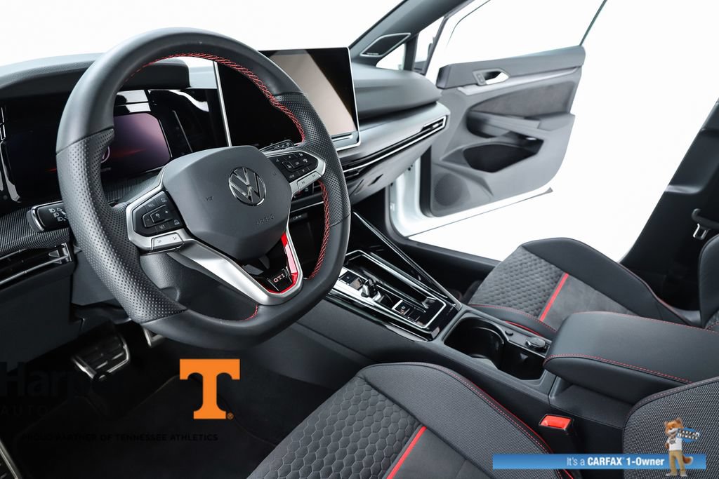 Used 2025 Volkswagen GTI SE FWD image 19