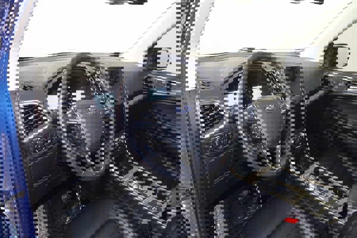 Used 2024 Ford Edge SEL w/ Convenience Package image 24