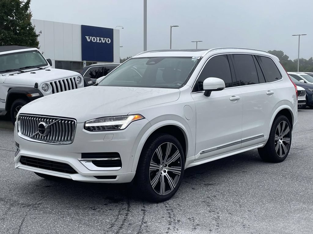 Used 2024 Volvo XC90 T8 Ultimate w/ Protection Package Premier AWD/4WD image 24