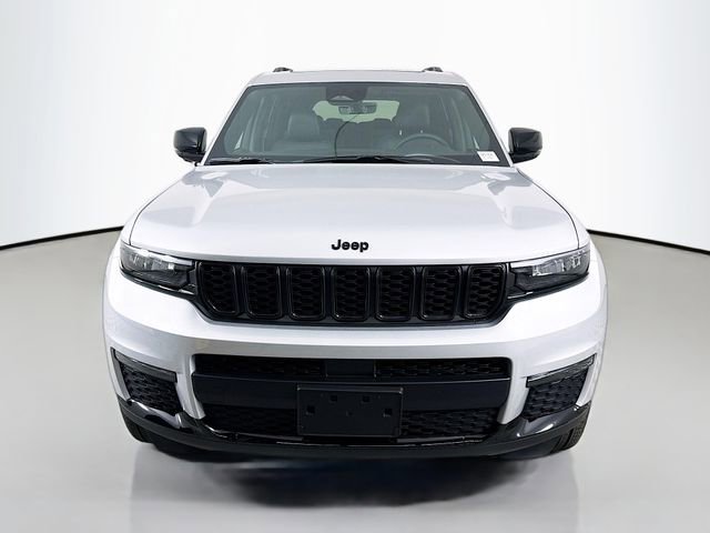 New 2025 Jeep Grand Cherokee L Limited w/ Black Appearance Package image 2