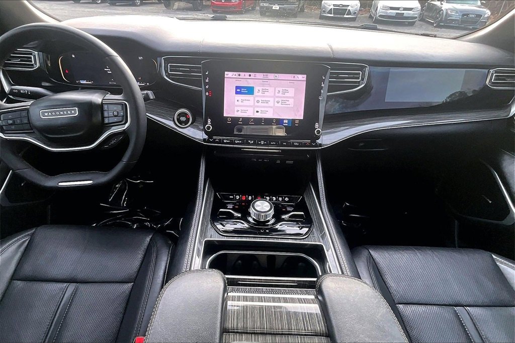 Used 2022 Jeep Wagoneer Series III w/ Convenience Group I image 8