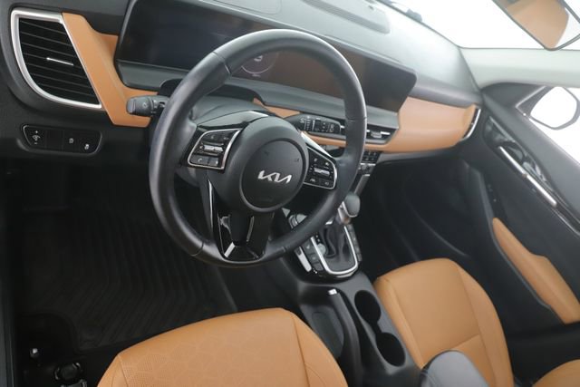 Used 2024 Kia Seltos EX AWD/4WD image 17