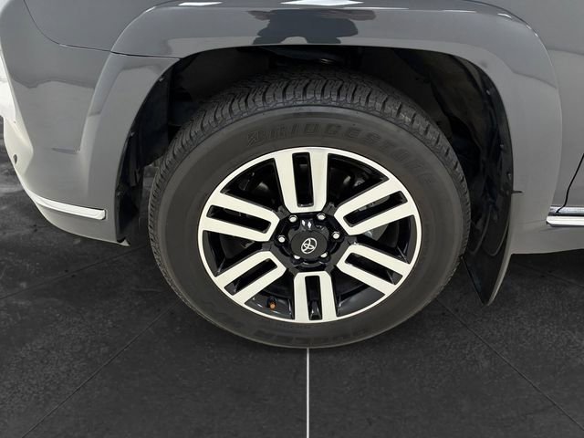 Used 2024 Toyota 4Runner Limited AWD/4WD image 9