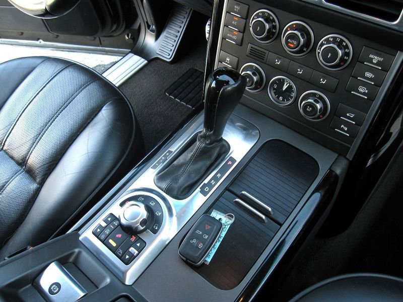 Used 2012 Land Rover Range Rover Supercharged w/ Silver Pack image 16