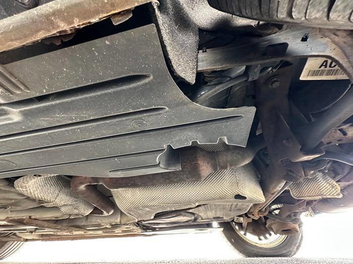 Used 2012 Ford Focus SEL FWD image 17