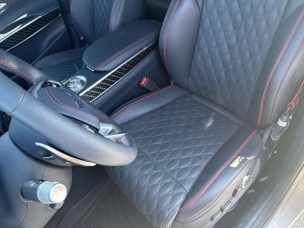Used 2025 Genesis GV70 3.5T Sport w/ Sport Prestige Package AWD/4WD image 10