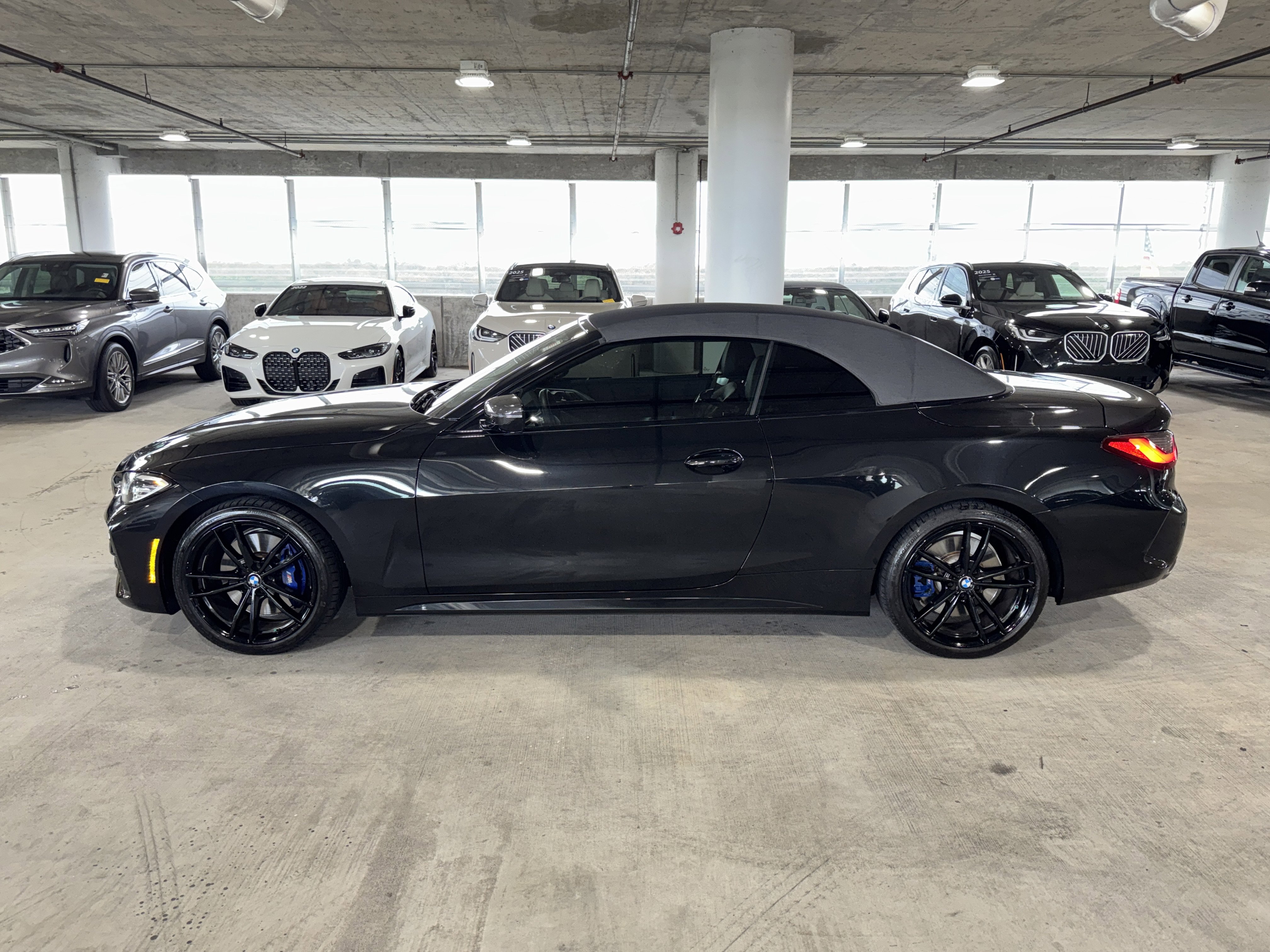 Used 2023 BMW 440i xDrive Convertible w/ M Carbon Exterior Package AWD/4WD image 5