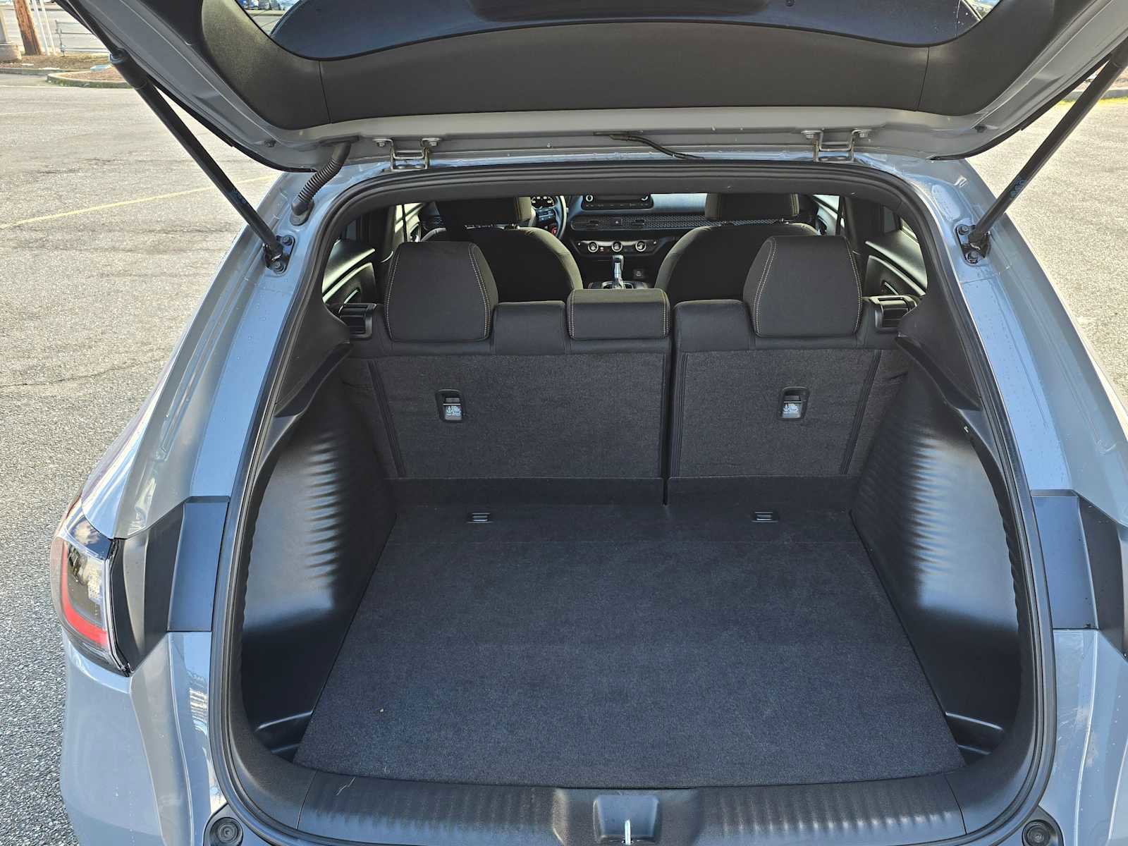 Used 2025 Honda HR-V Sport image 14