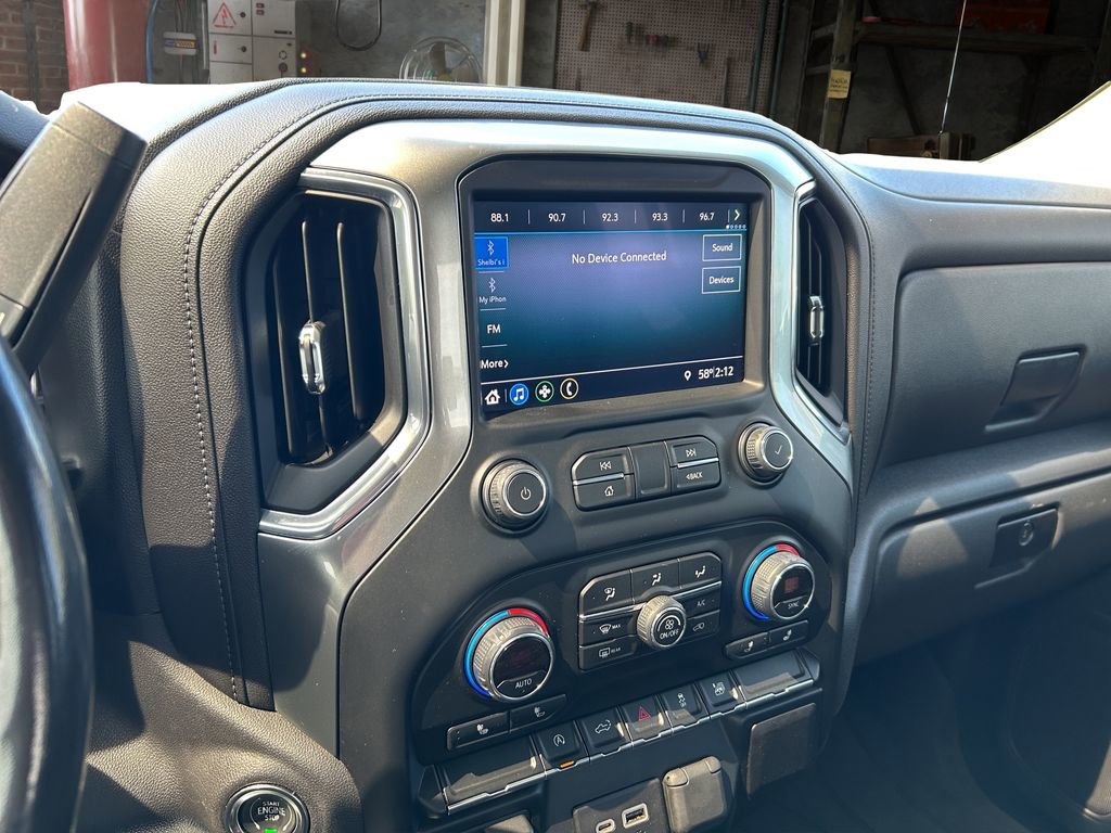 Certified 2019 Chevrolet Silverado 1500 LT w/ All-Star Edition AWD/4WD image 24