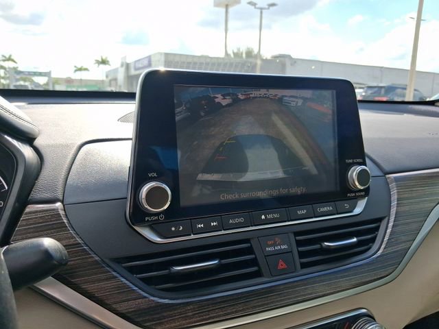 Used 2021 Nissan Altima 2.5 SL FWD image 22