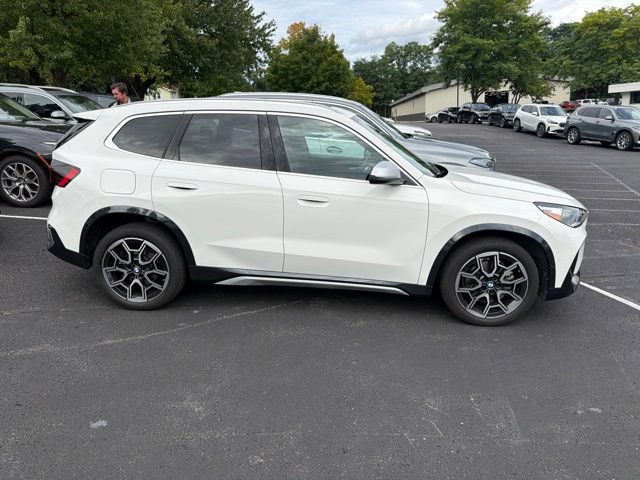 Used 2023 BMW X1 xDrive28i w/ Premium Package AWD/4WD image 3