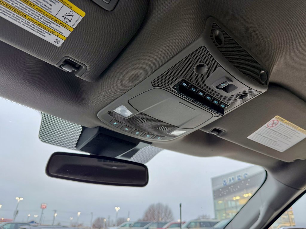 Used 2021 Ford F350 Lariat w/ Chrome Package image 24