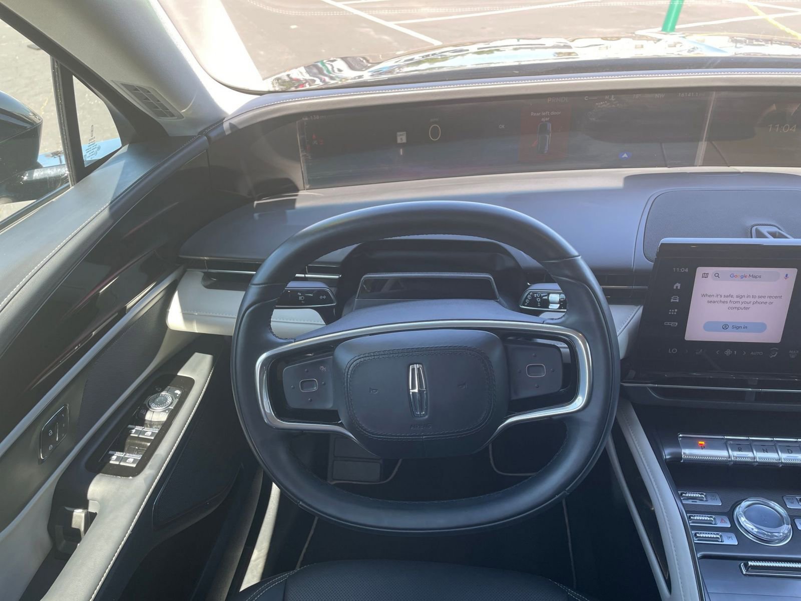 Used 2024 Lincoln Nautilus Premier image 28