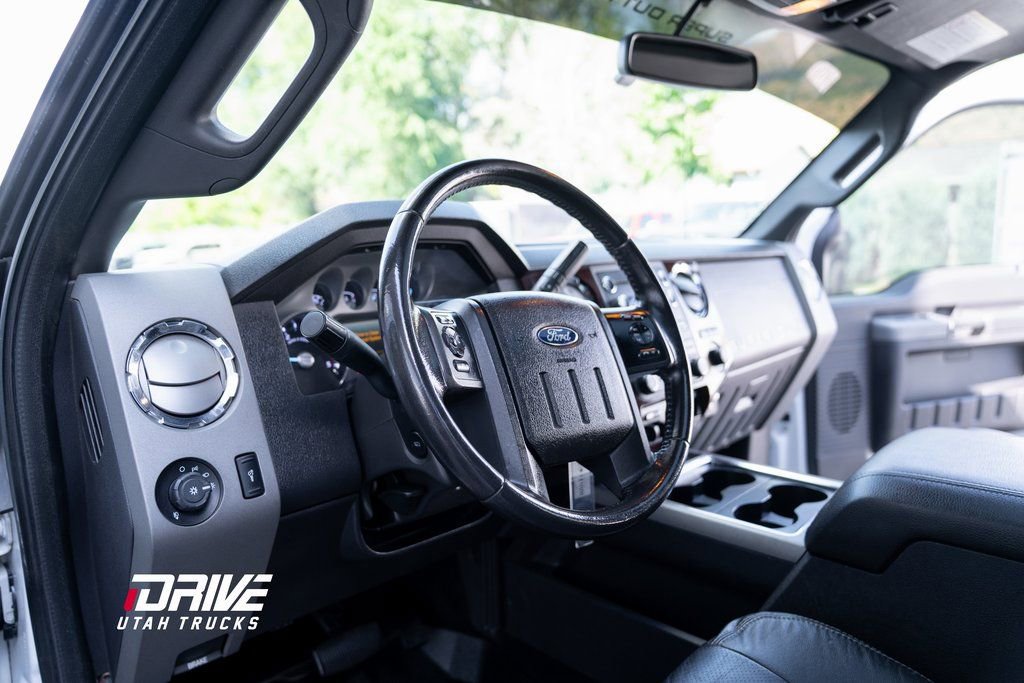 Used 2012 Ford F350 Lariat w/ Lariat Interior Pkg image 32