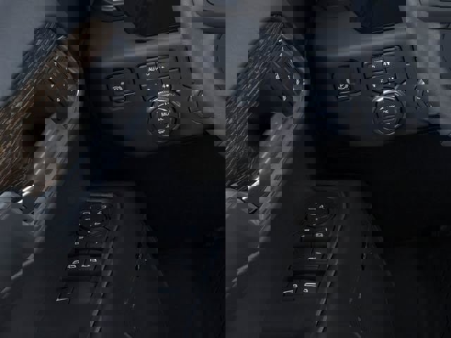 New 2026 GMC Sierra 1500 SLT w/ SLT Premium Plus Package image 22