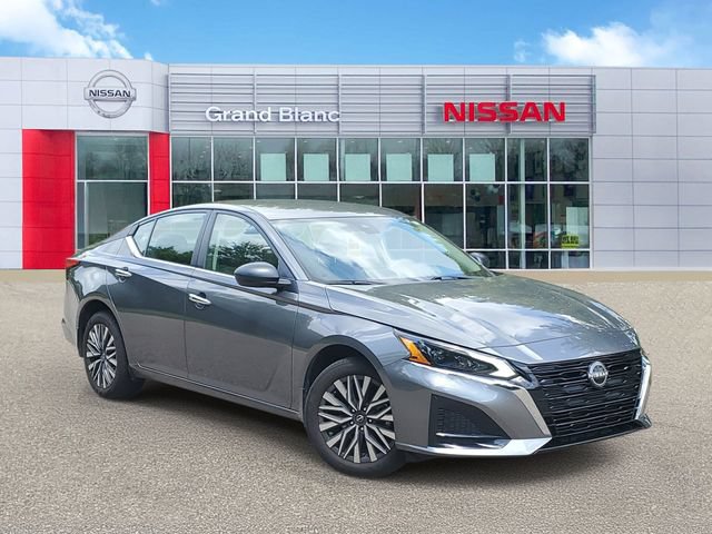 Certified 2024 Nissan Altima 2.5 SV AWD/4WD image 1