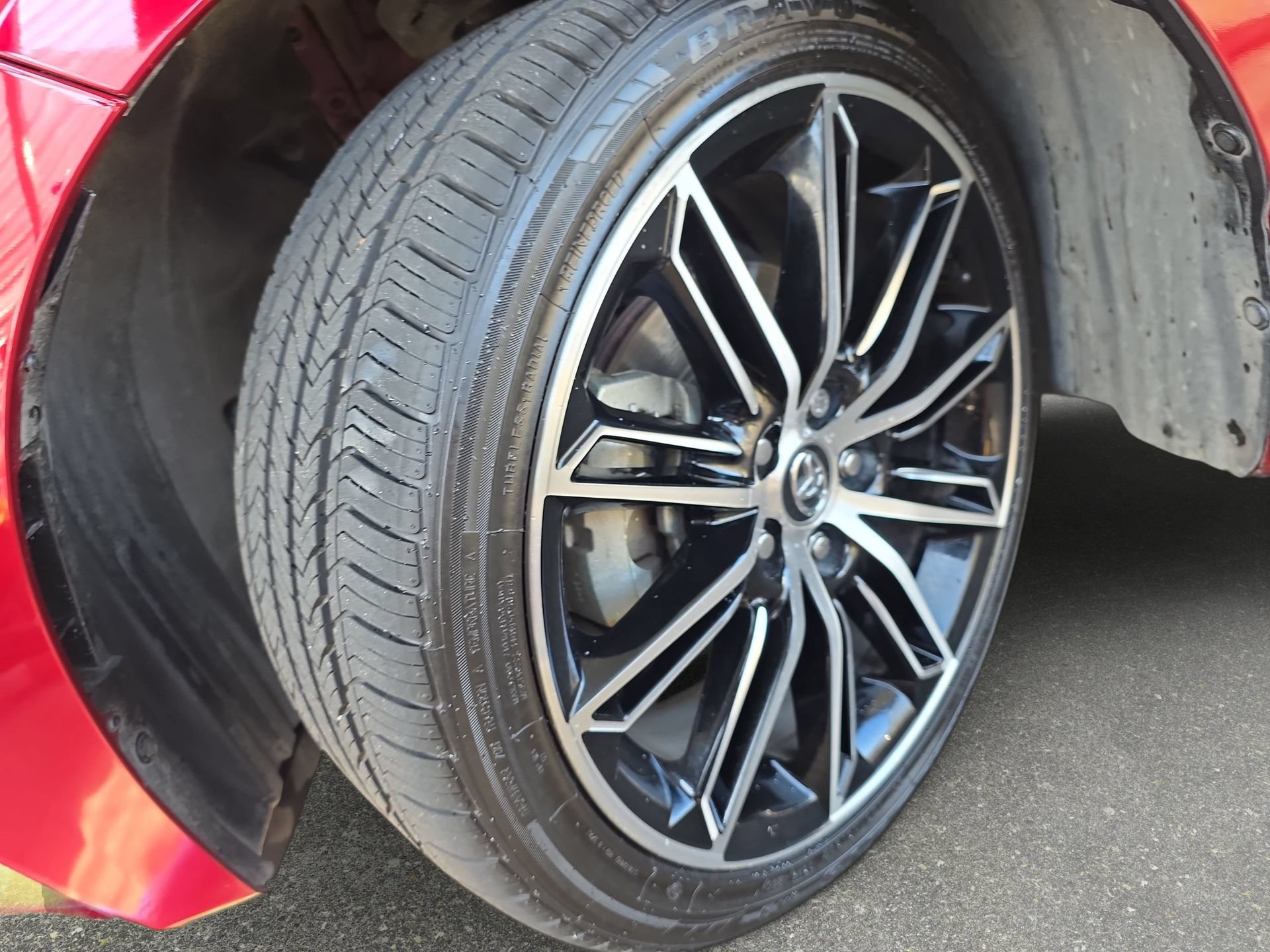 Used 2020 Toyota Avalon XSE FWD image 30