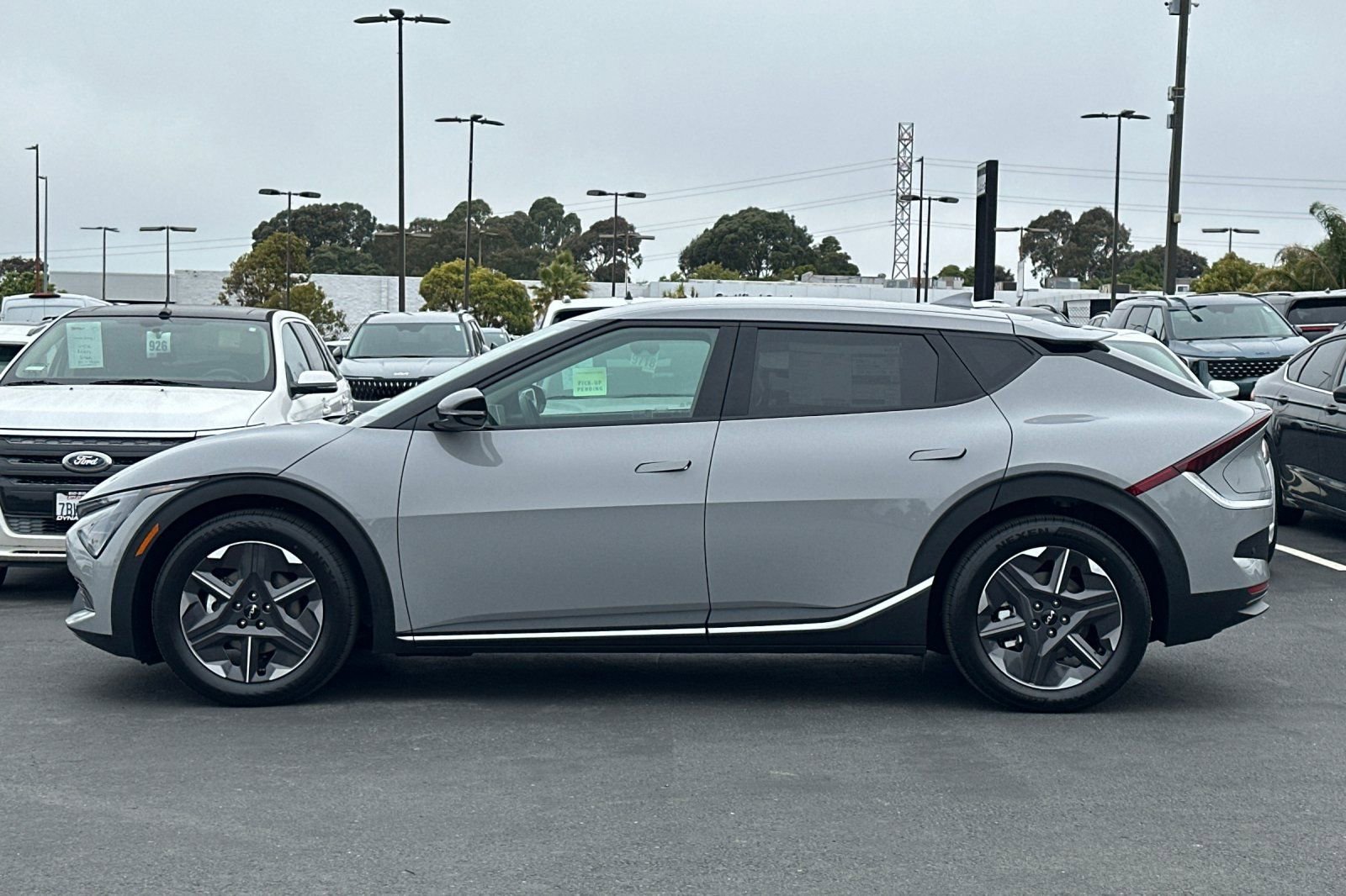 New 2025 Kia EV6 Light AWD/4WD image 7