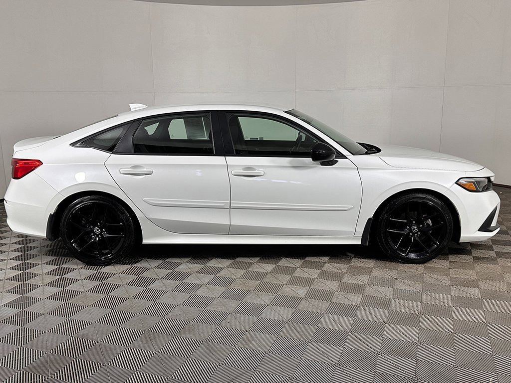 Used 2023 Honda Civic Sport image 15