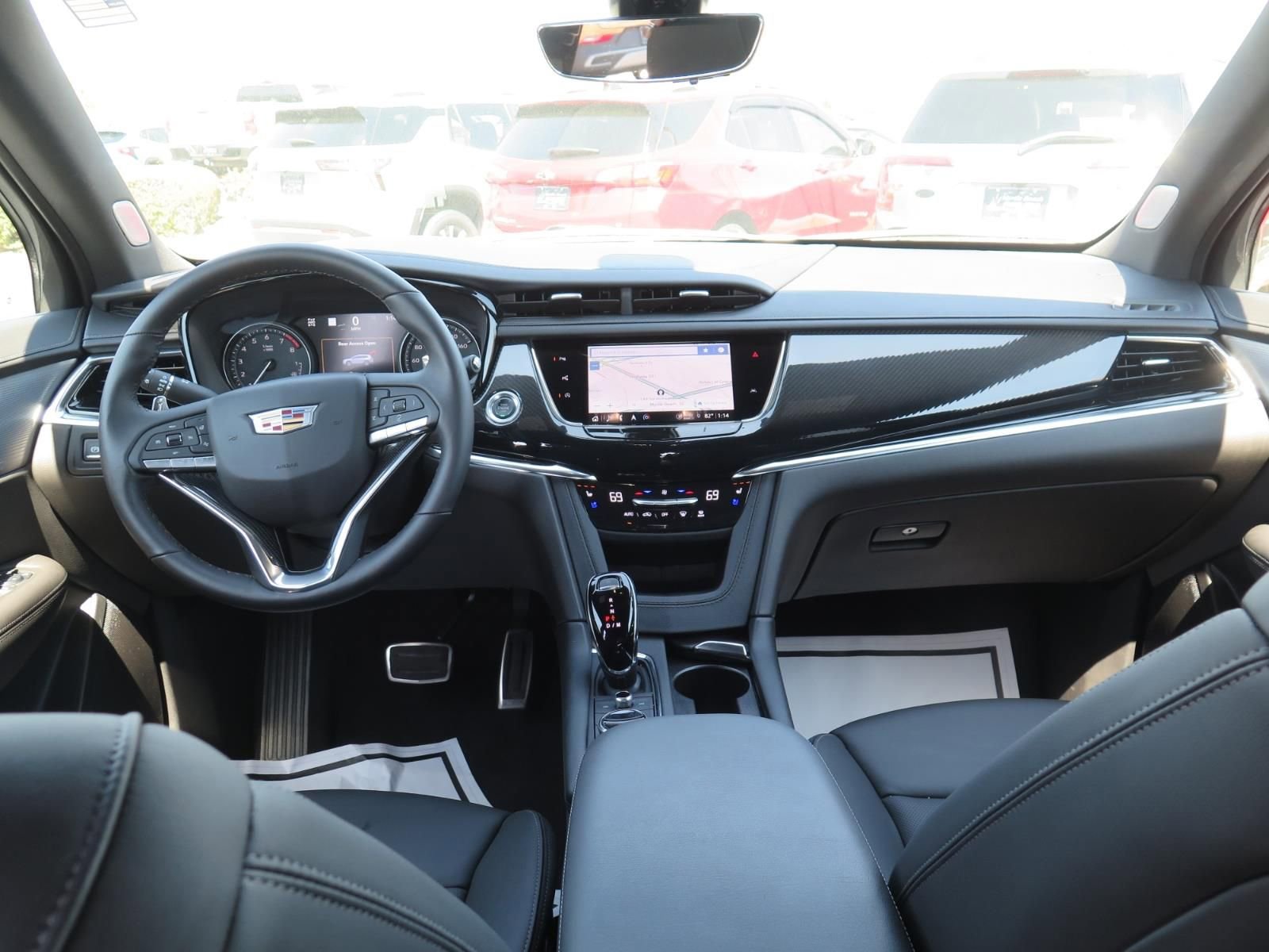 Used 2025 Cadillac XT6 Sport w/ Technology Package image 22