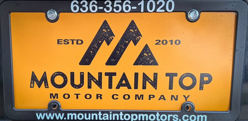 Used 2011 Chevrolet Suburban LTZ AWD/4WD image 33