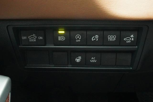 Used 2025 Toyota Tundra 1794 Edition image 16