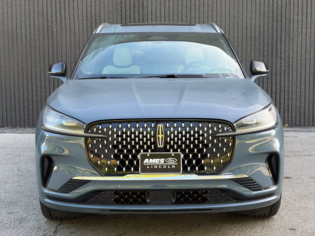 New 2026 Lincoln Aviator Black Label w/ Dynamic Handling Package AWD/4WD image 3