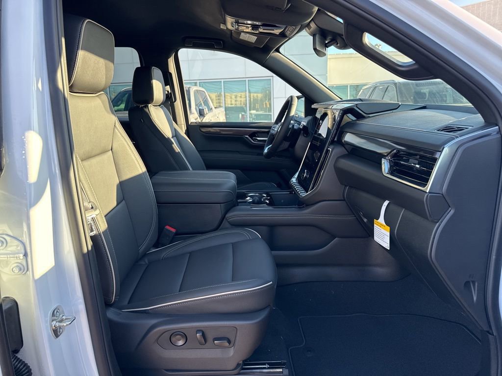 New 2026 GMC Yukon XL Elevation image 23