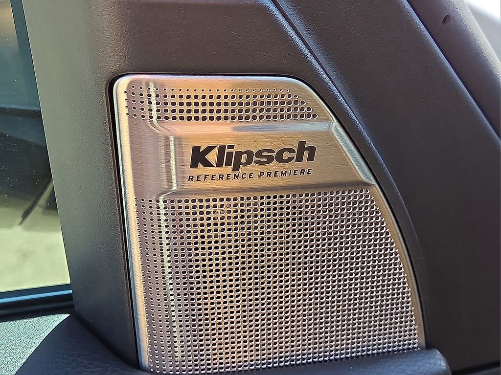 Used 2025 INFINITI QX80 Sensory image 22