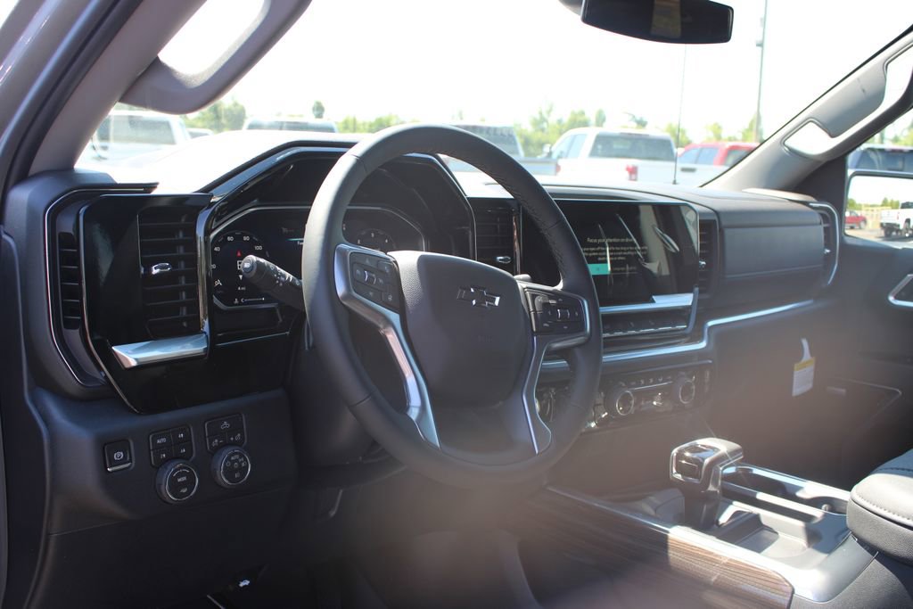 New 2026 Chevrolet Silverado 1500 RST w/ Convenience Package II AWD/4WD image 23