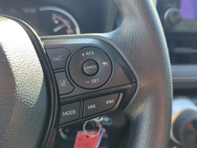 Certified 2025 Toyota RAV4 LE FWD image 18