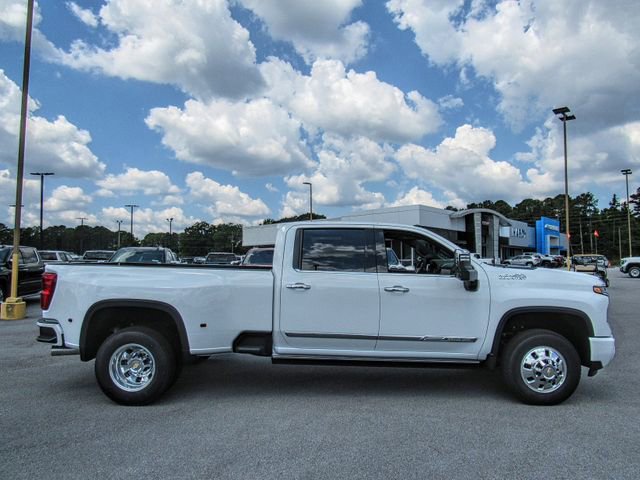 New 2026 Chevrolet Silverado 3500 High Country w/ Technology Package image 3