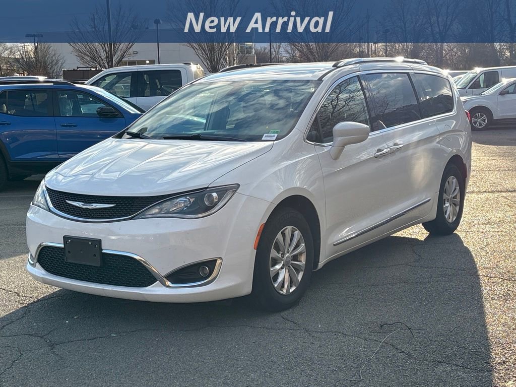 Used 2019 Chrysler Pacifica Touring-L