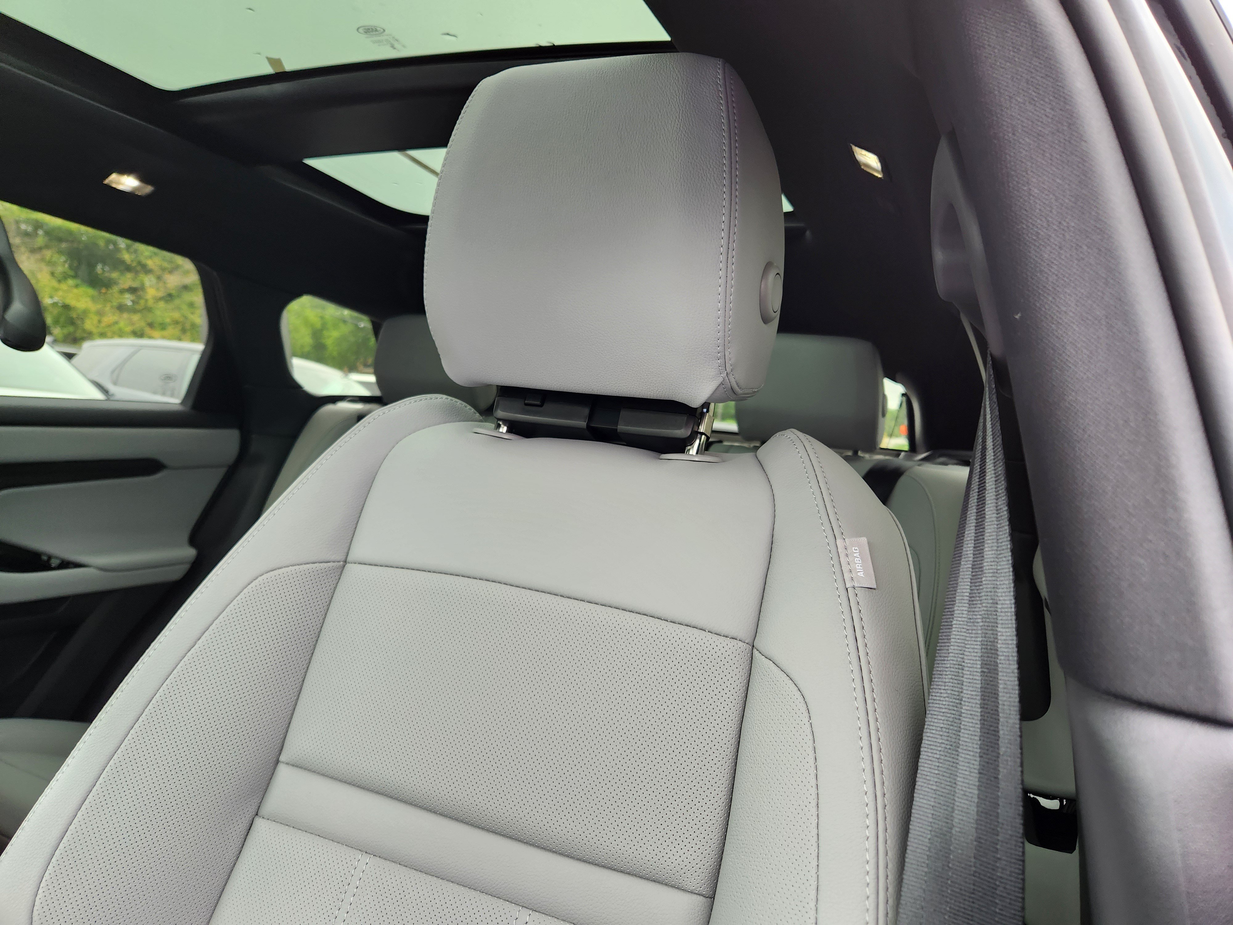 New 2026 Land Rover Range Rover Evoque S AWD/4WD image 9