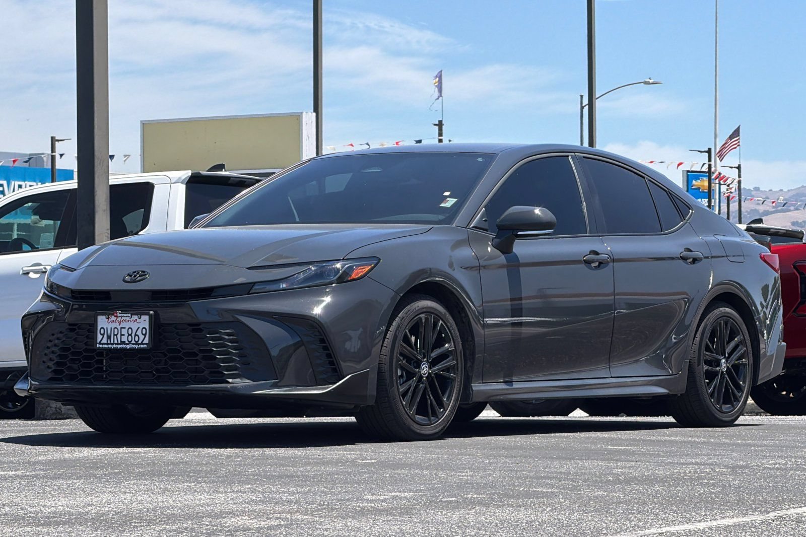 Used 2026 Toyota Camry SE w/ Convenience Package FWD image 10