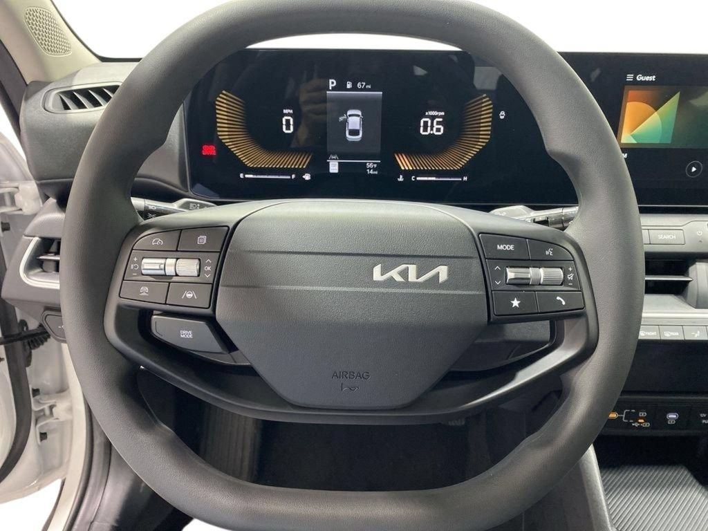 New 2026 Kia K4 FWD image 10