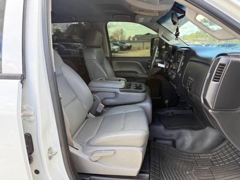 Used 2015 Chevrolet Silverado 2500 W/T w/ WT Convenience Package AWD/4WD image 21