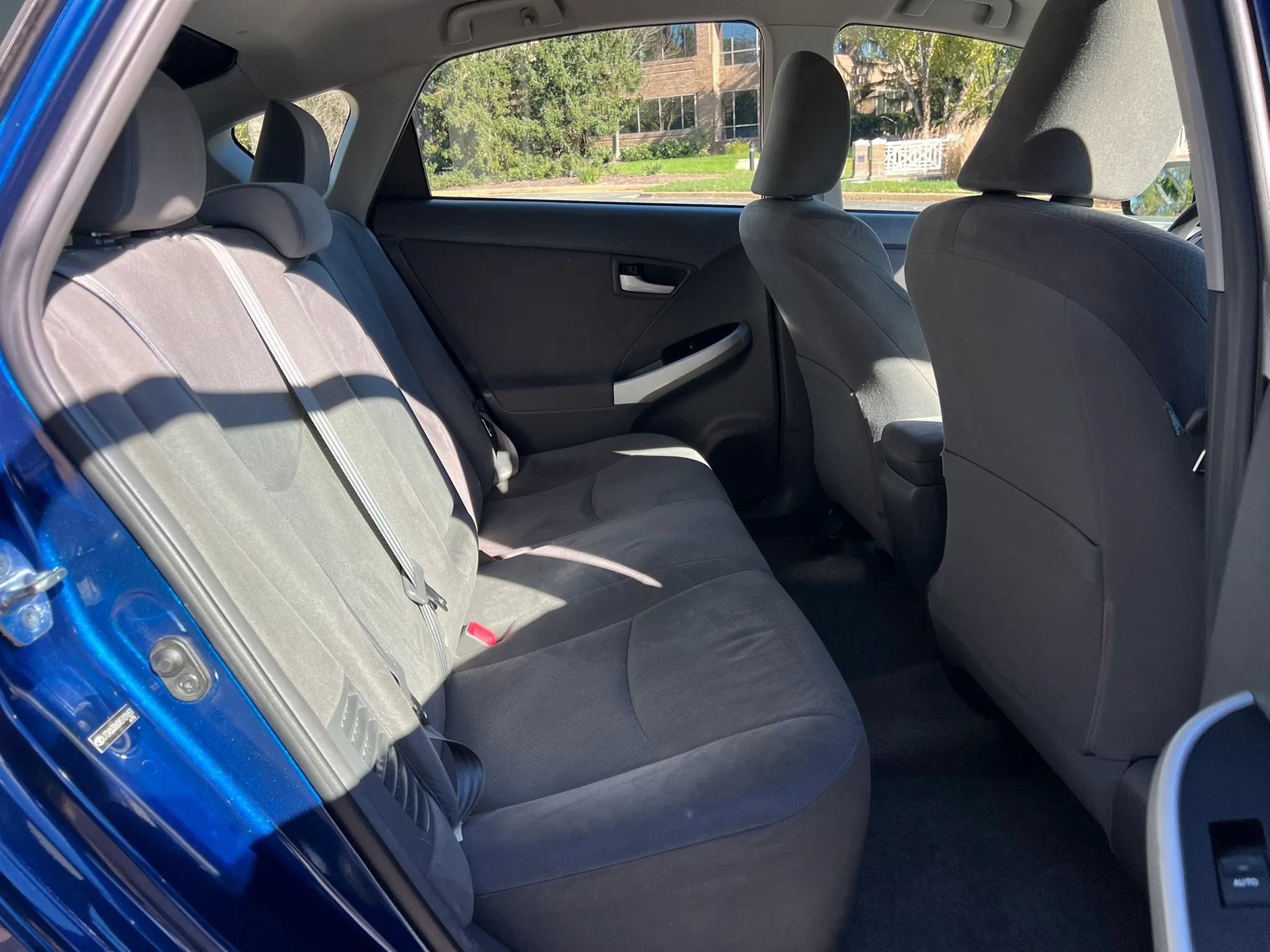Used 2010 Toyota Prius Five FWD image 17