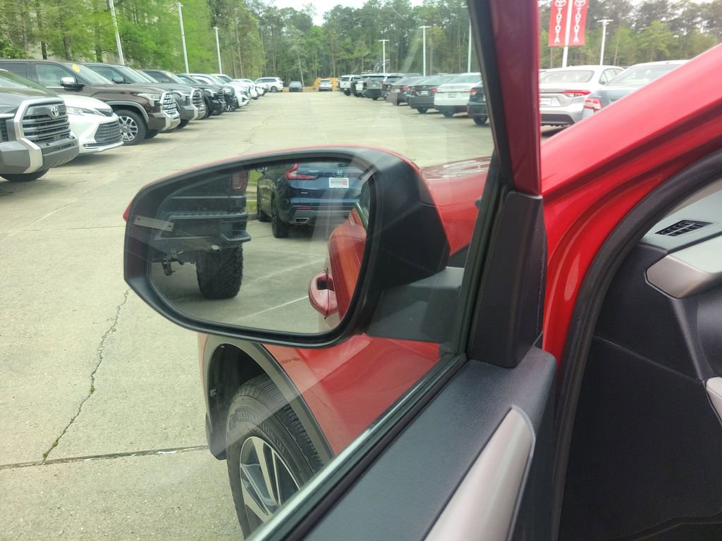 Used 2017 Toyota RAV4 XLE image 14