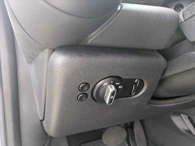 Used 2016 MINI Cooper 2-Door Hardtop image 13