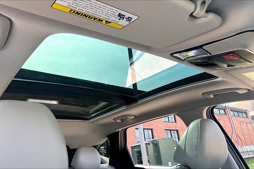 Used 2023 Hyundai Tucson Limited image 22