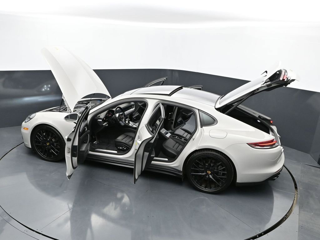 Used 2020 Porsche Panamera 4 image 68
