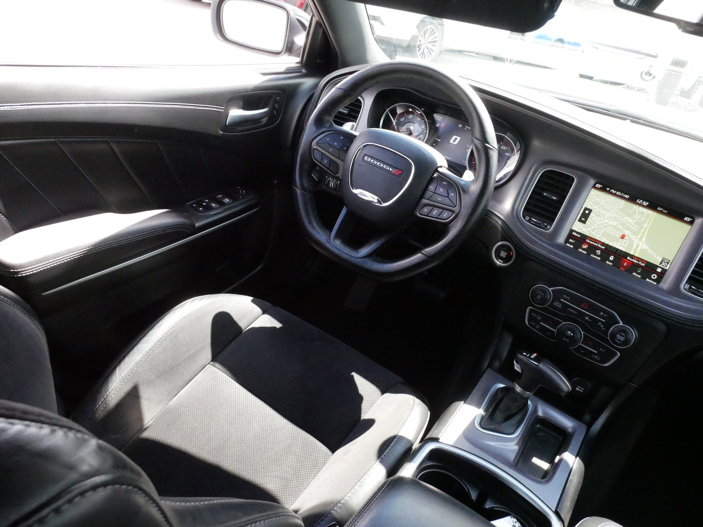 Used 2023 Dodge Charger Scat Pack RWD image 9