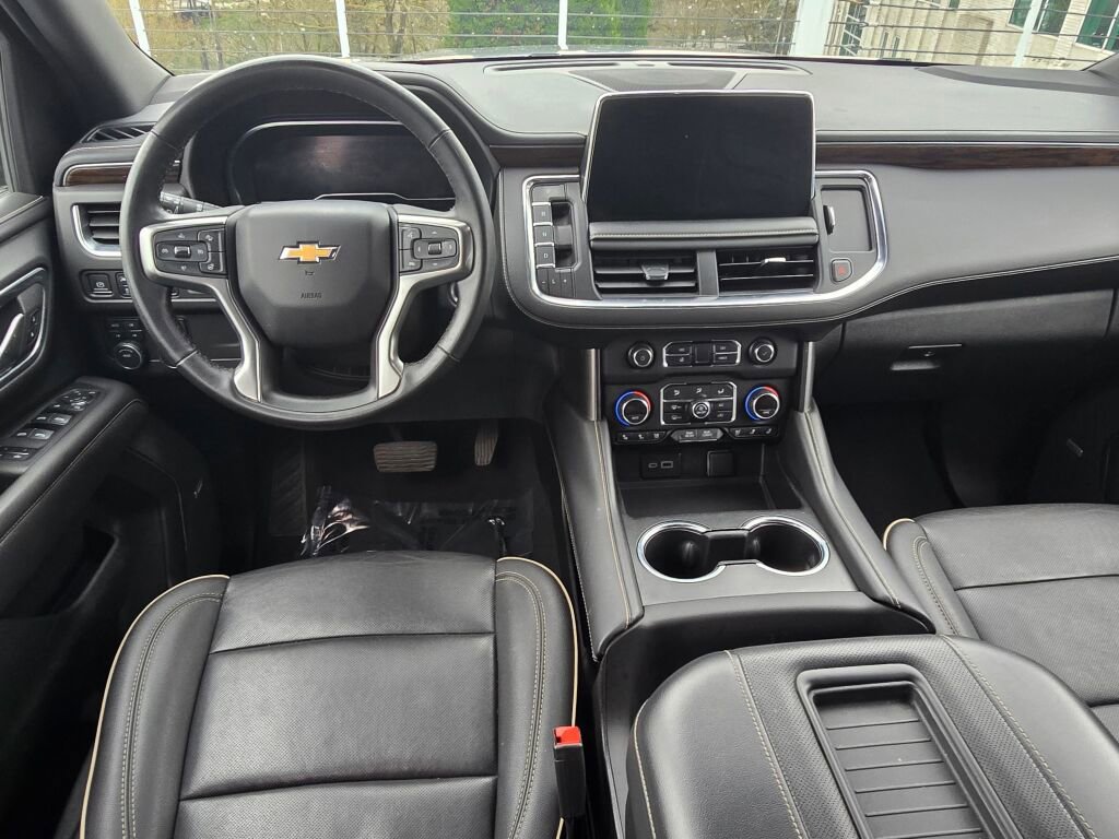 Used 2024 Chevrolet Tahoe Premier AWD/4WD image 21