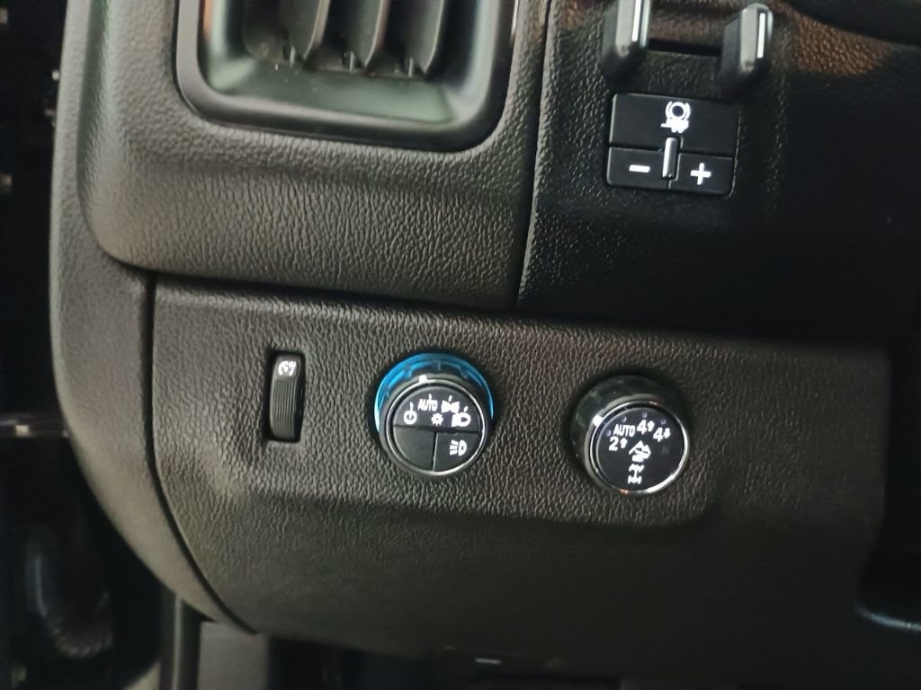 Used 2019 Chevrolet Colorado ZR2 w/ ZR2 Midnight Special Edition image 17