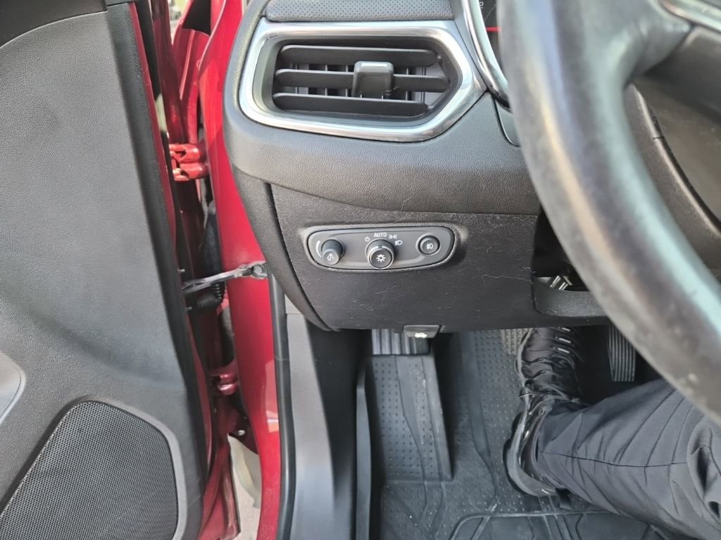 Used 2019 Chevrolet Equinox Premier image 5