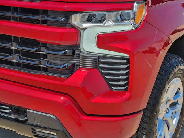 Used 2024 Chevrolet Silverado 1500 RST w/ Z71 Off-Road Package AWD/4WD image 17
