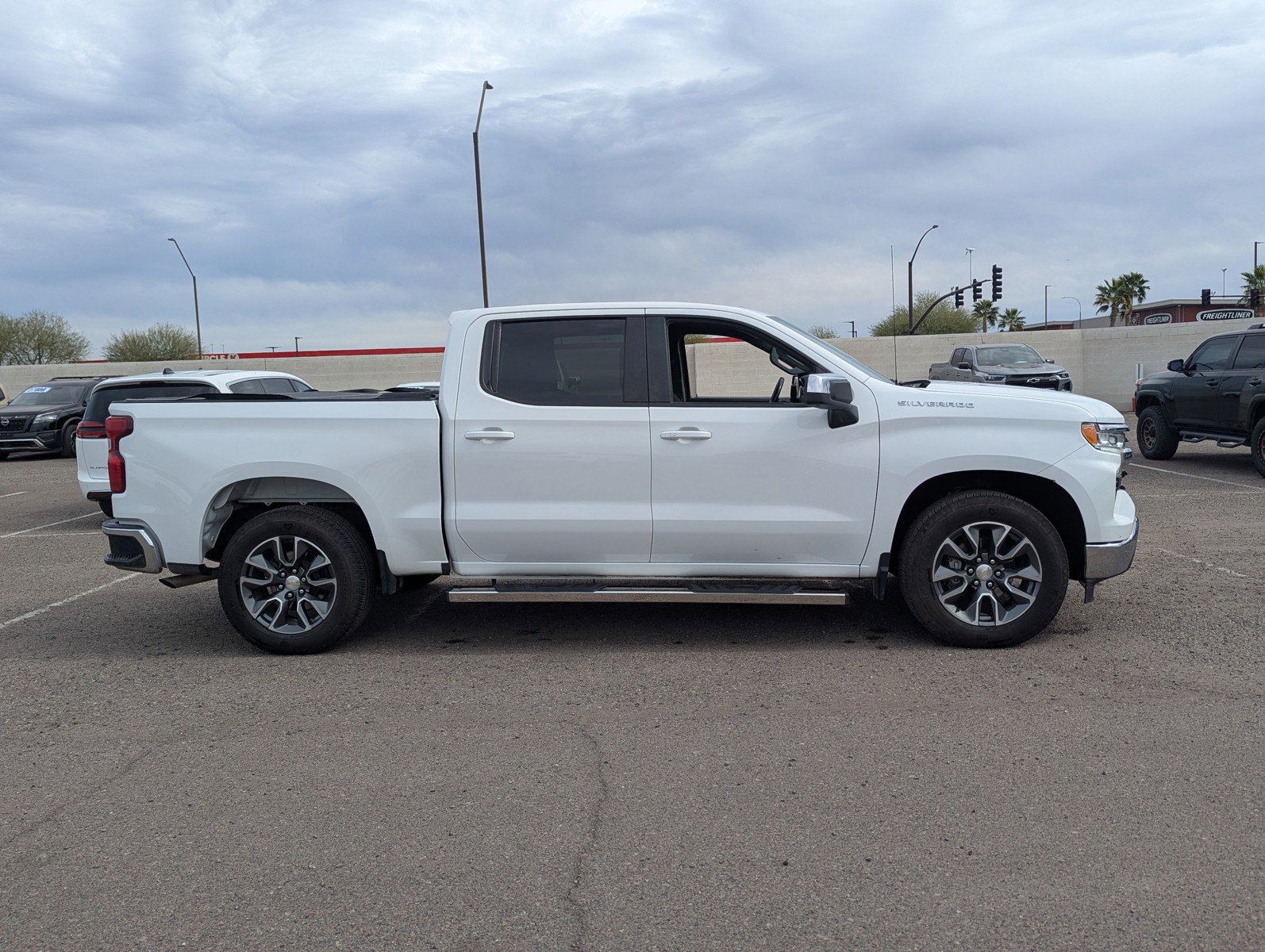 Certified 2022 Chevrolet Silverado 1500 LT image 5