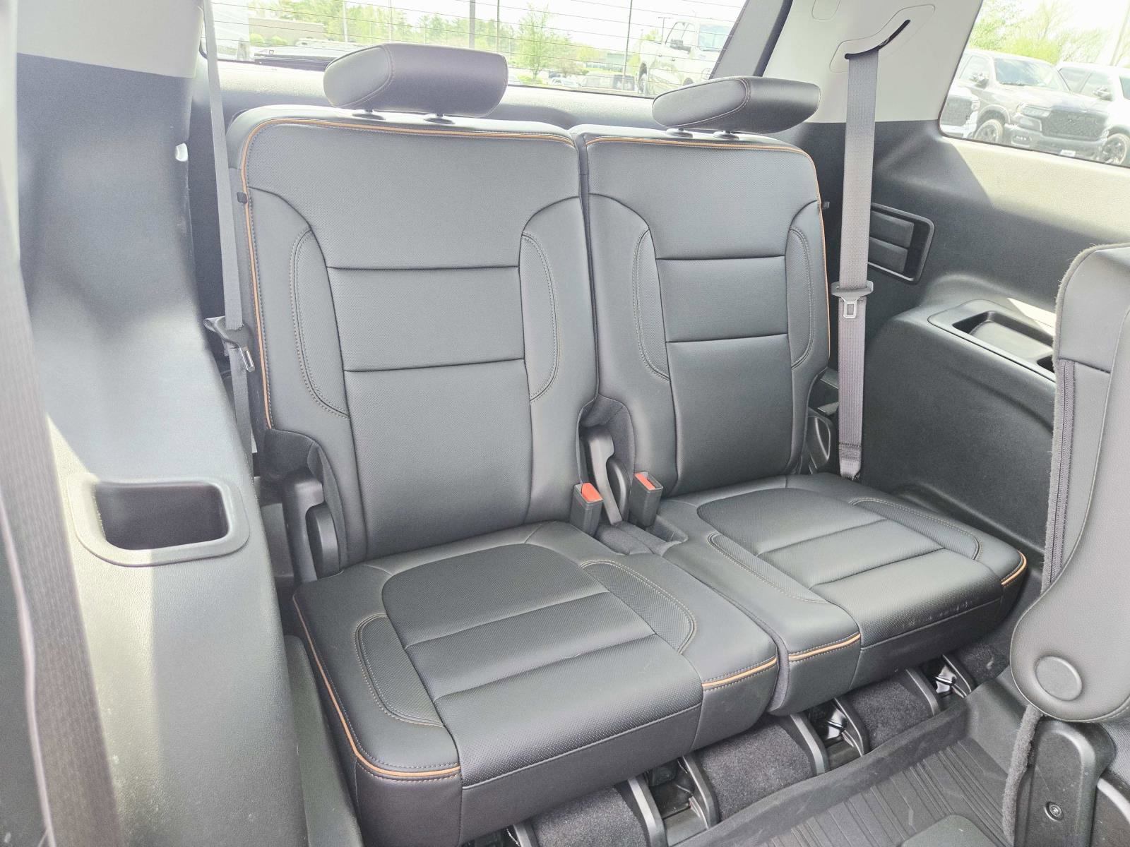 Used 2023 GMC Acadia AT4 w/ Technology Package AWD/4WD image 18